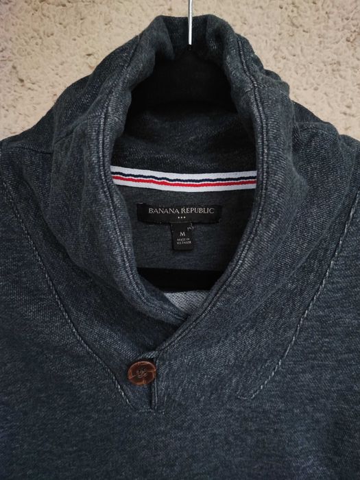 Pulover Banana Republic gri antracit, guler șal cu nasture, 100% bumbac, mărimea M