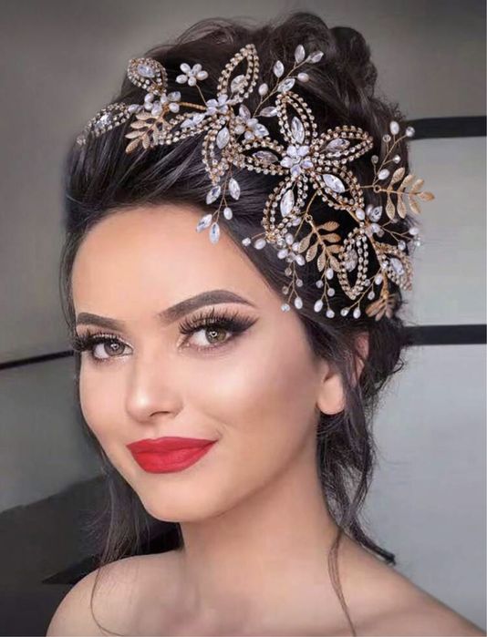 Сватбени аксесоари за коса