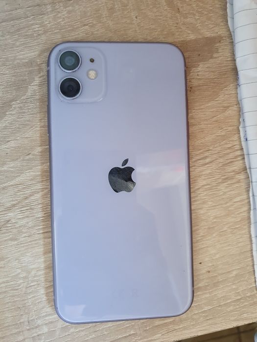 Продавам iphone11