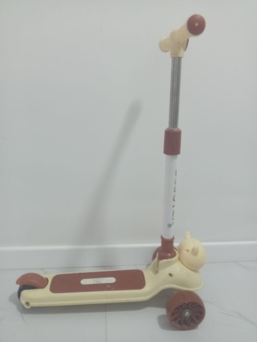 Продам детский Самокат