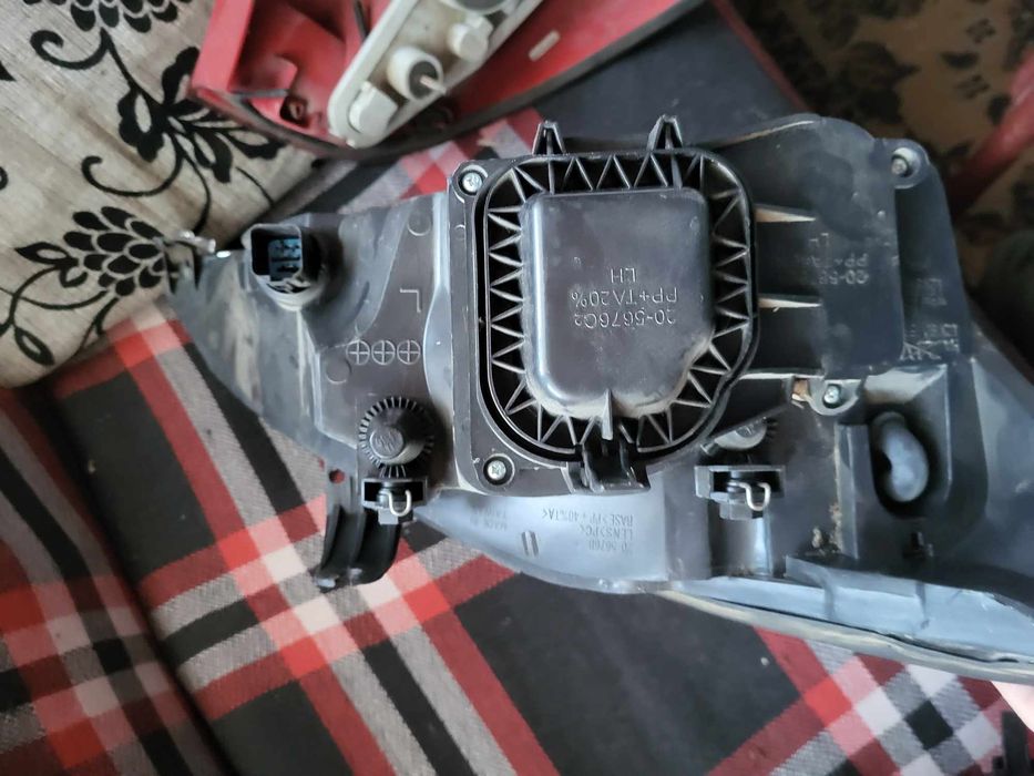 Vand faruri noi si triple ford focus