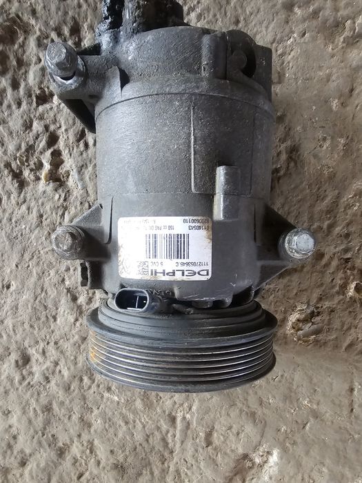 Compresor clima ac 8200600110 Renault Megane 2 1.5E4  (2006 - 2012)