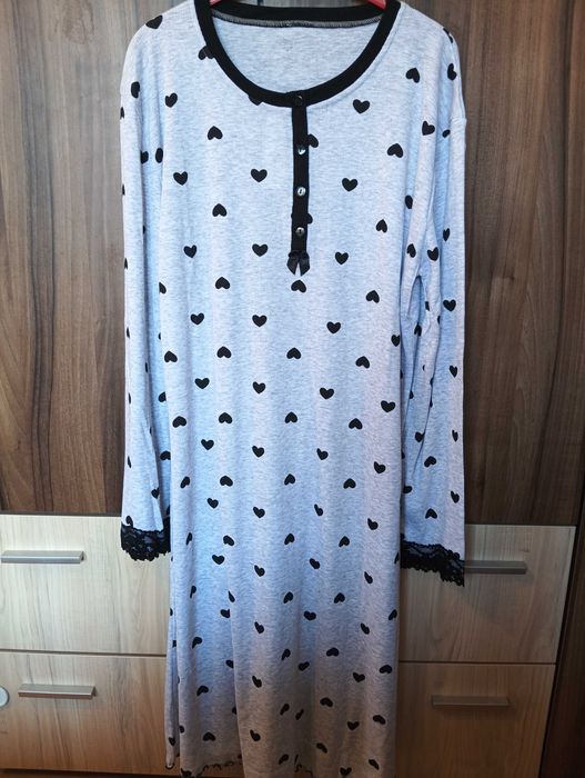 Дамски нощници от М до 6XL