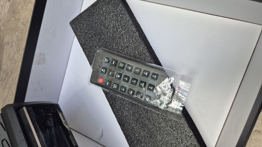 Aura Venom 1d (магнитофон)