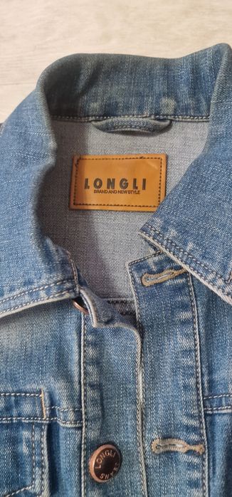 Продам джинсовую куртку