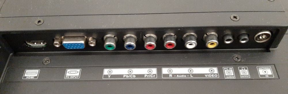 Телевизор Hisense 15"