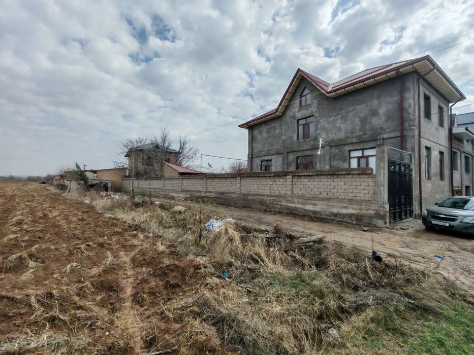 Qibray tumanida yer sotiladi