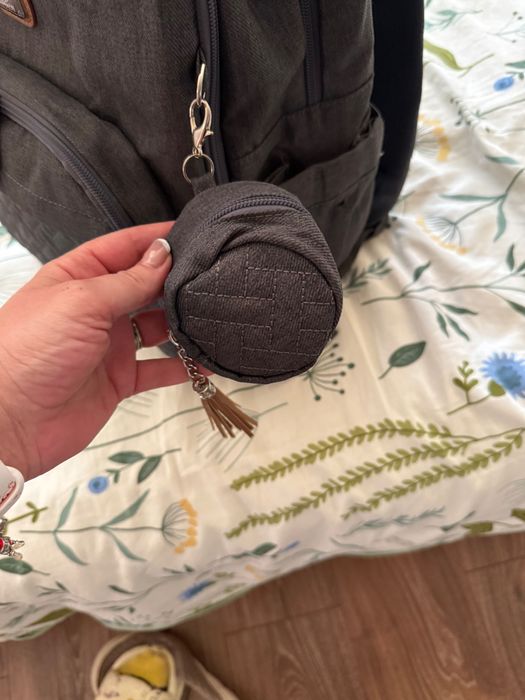 Бебешка раница Dikaslon – с подложка за преповиване и аксесоари