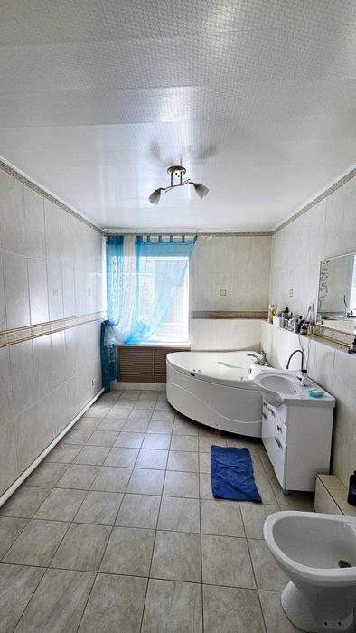 Продам Коттедж в 9 мкр