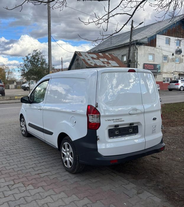 Ford Transit Courier