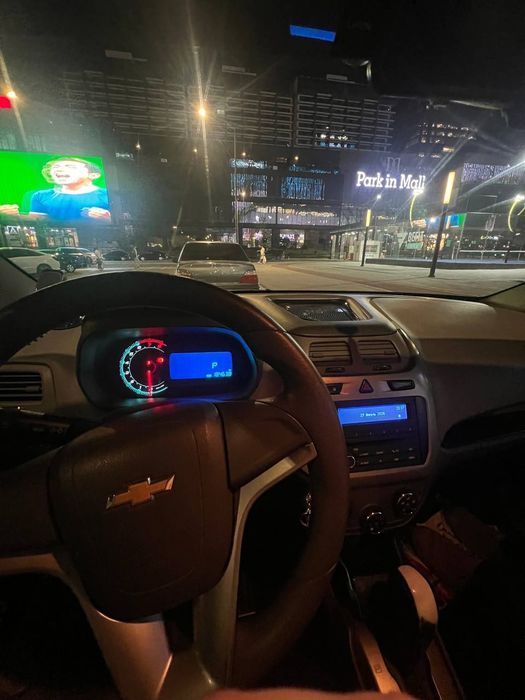 Chevrolet Cobalt 2018 — 3