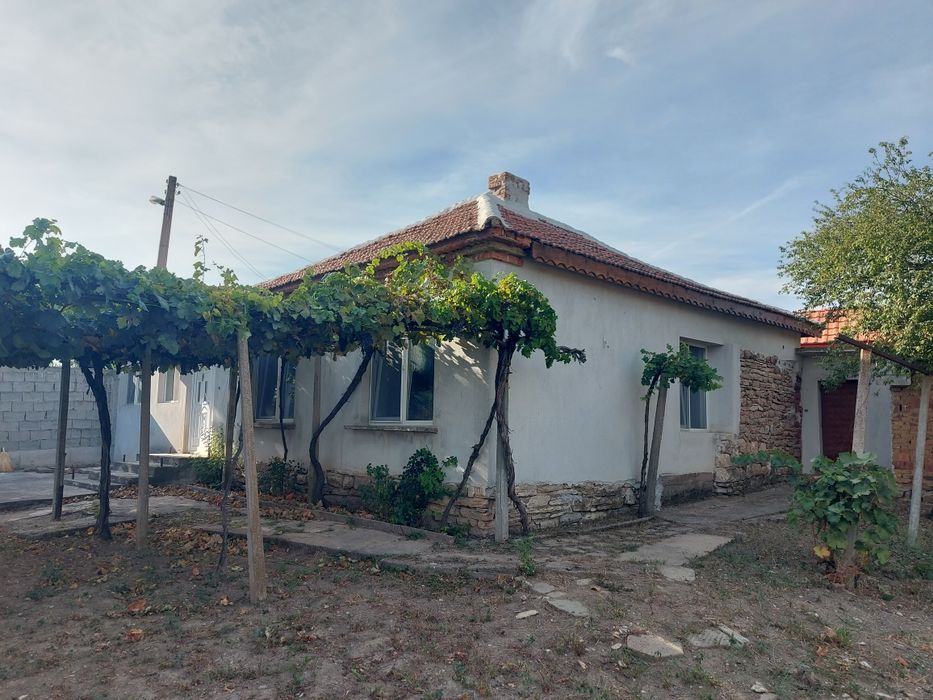 Продава се Къща в с. Гавраилово, Област Сливен - 120 кв.м за 400 €/кв.м - Снимка #2