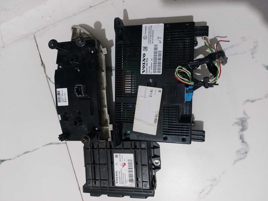 Блок электронный Renault Volvo