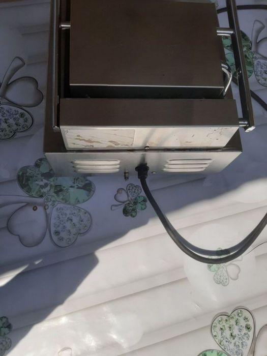 Продам грильницу