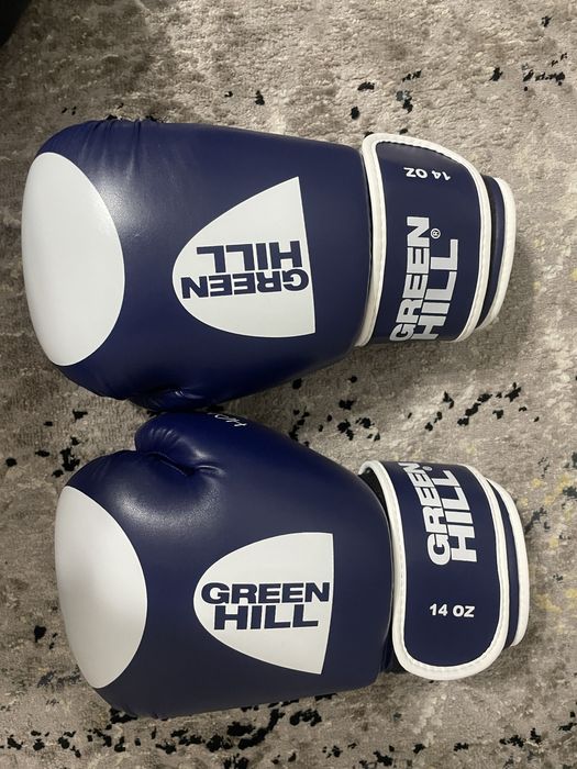 Перчатки боксерские