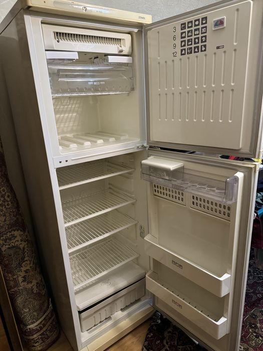 Холодильник Stinol 110 lg