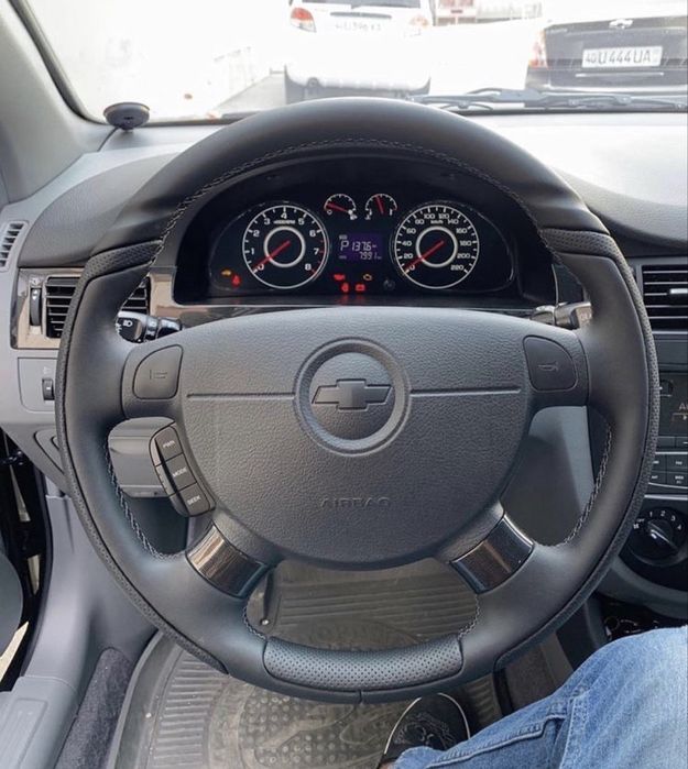 Перетяжка руля , анатомия , алькантара , кожа