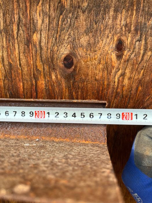 Метална правена врата