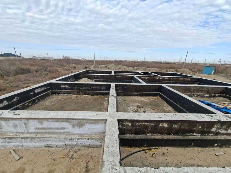 Жер сатылады фундаметімен