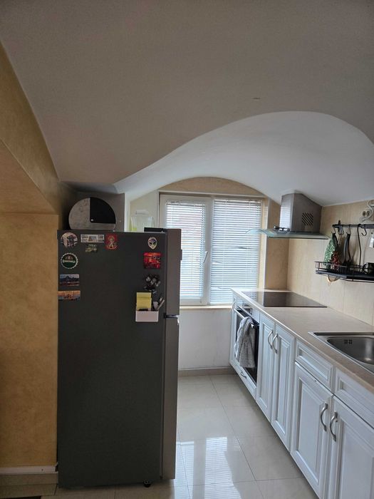 Кантора Триумф продава мезонет в централна част на гр. Казанлък