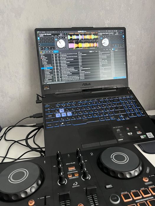 Продам Alphatheta DDJ-FLX2