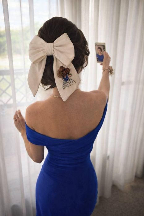 Панделка за коса