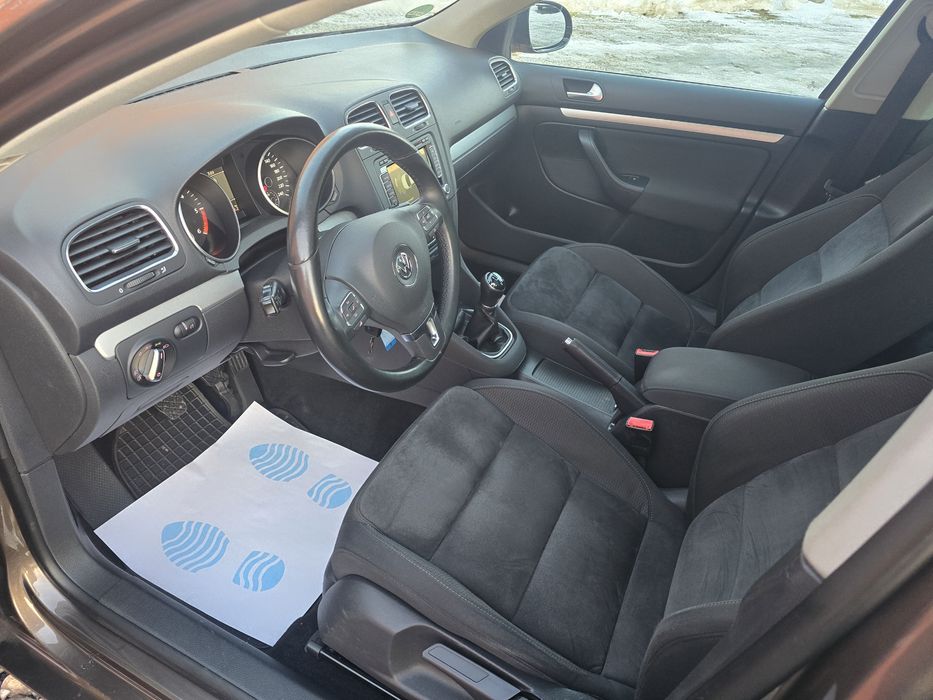 Volkswagen Golf Break 2.0 TDI 140 CP Finantare Rate-Credit