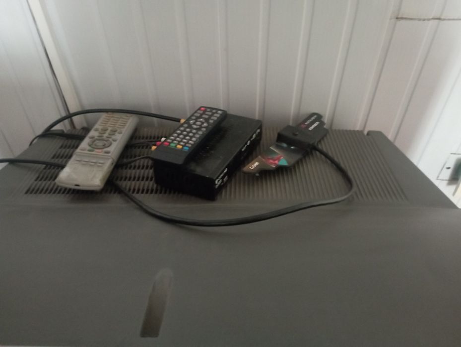 Телевизор сатылади