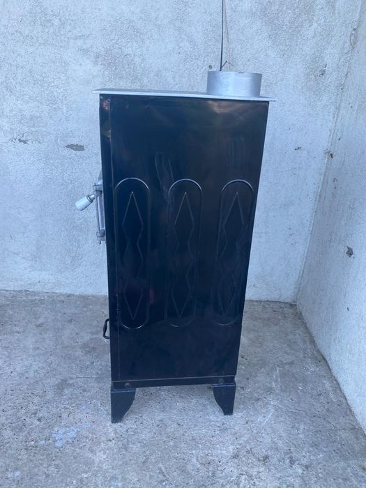 Soba otel, emailata negru, 7.7 kW, max 50 mp, Economica, usa focar fonta, Evotools
