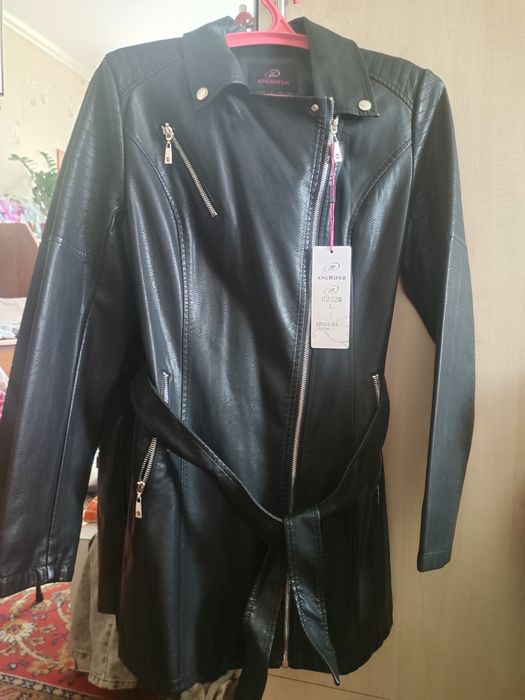 Кожаная куртка новая