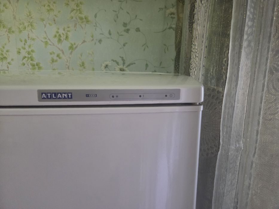 Продам морозильную камеру