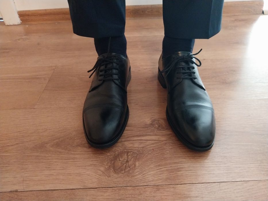 Vand pantofi piele +  costum, camasa, papion  pt baiat 13-15 ani ( 160-170cm)