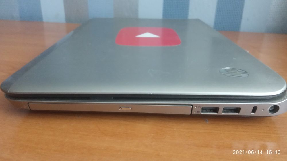 Продаю ноутбук HP Pavilion dv6
