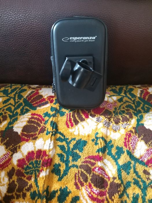 Suport telefon bicicletă ( nu trimit prin curier sau poștă )