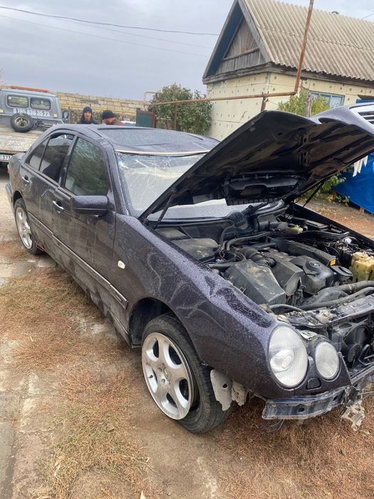 Мерс 210 сатылады