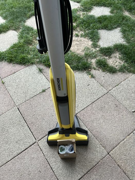 Mop  karcher cu rezerve incluse…