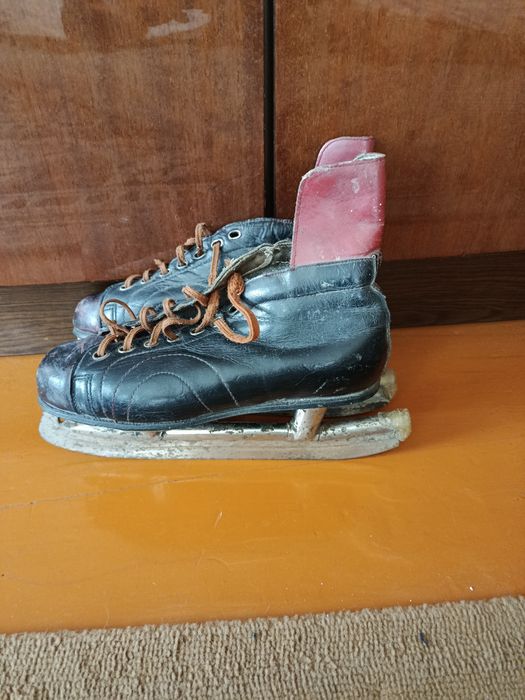 Коньки на ботинках