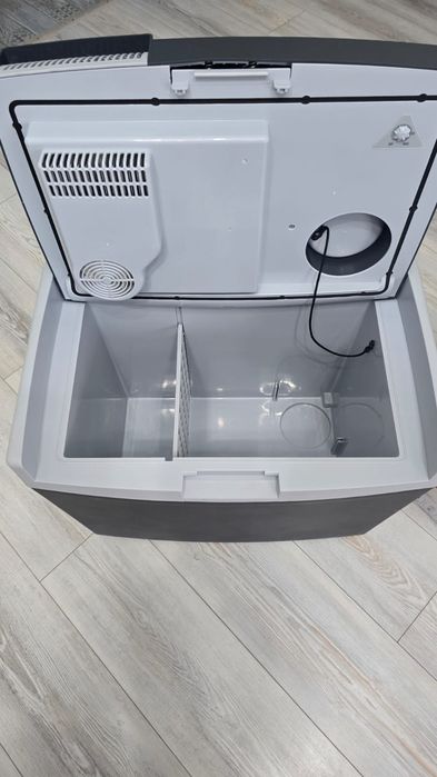 Автохолодильник Mobicool 35л