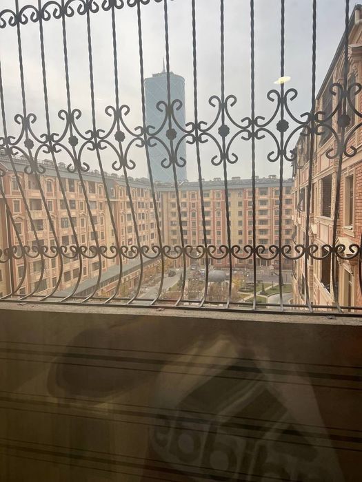 Parisien Продается 2 комнатная квартира ремонт ТЦ Next