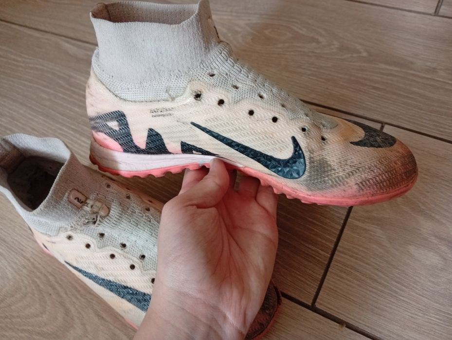 Сороконожки Air zoom