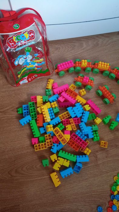 Лот детски играчки