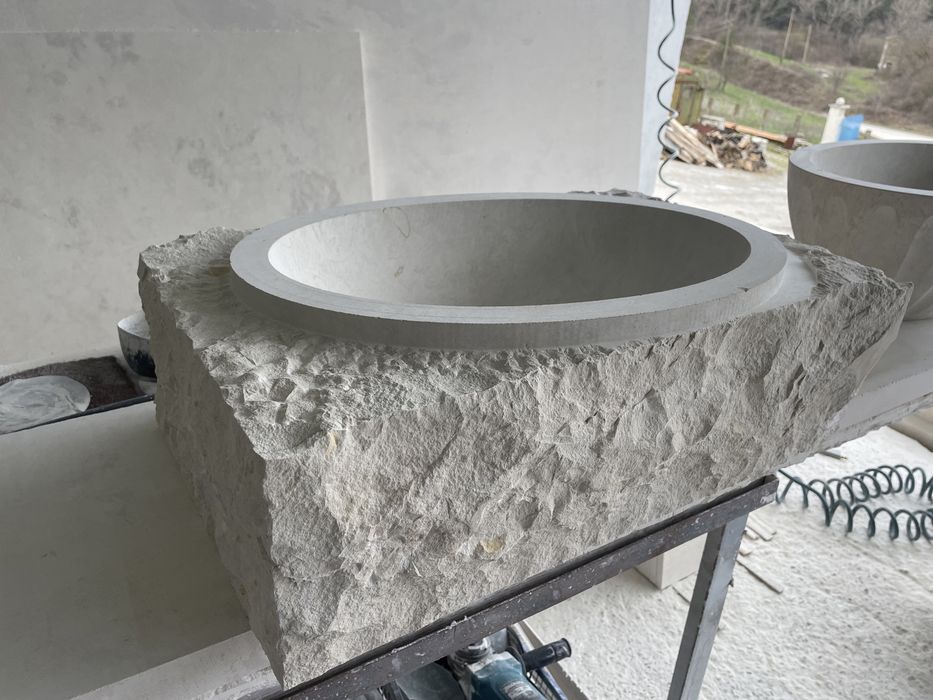 Каменна мивка варовик