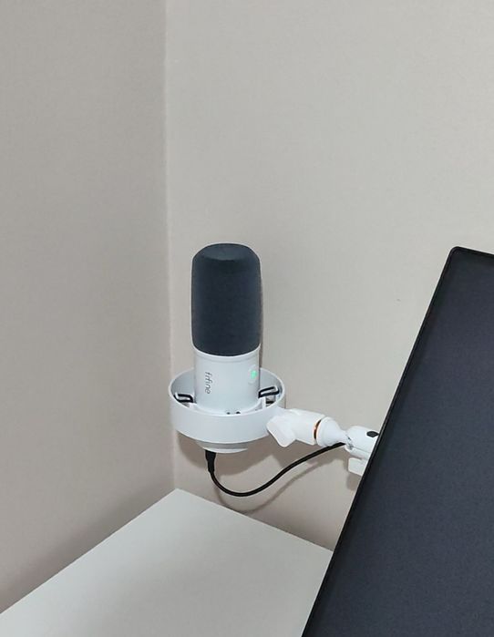 Микрофон fifine k688 + Пантограф fifine bm88