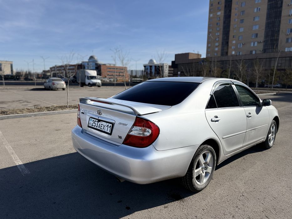 Toyota camry 30. 3.0 se