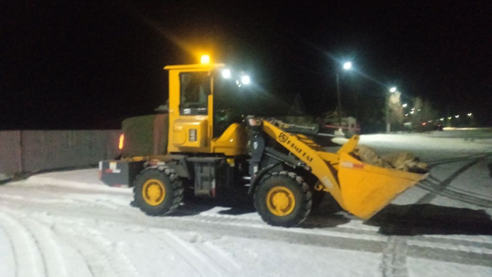 Погрузчик фронтальный 2023 года моточасов 400