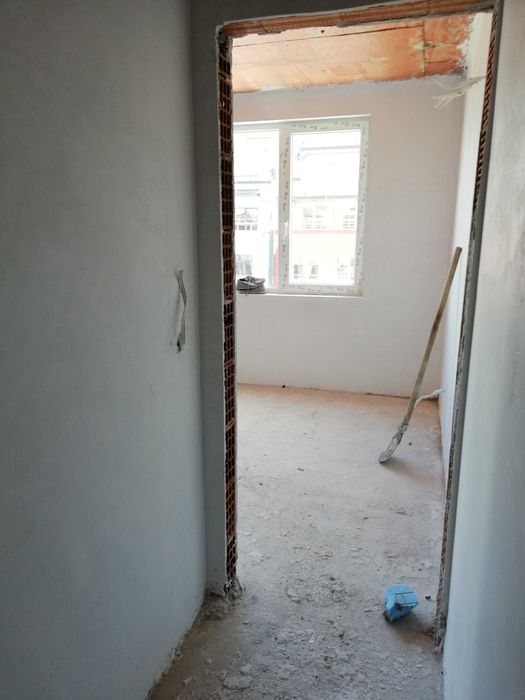 Тристаен апартамент в Центъра