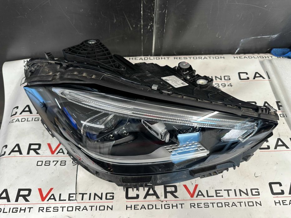 Фар фарове десен Mercedes C klasse W206 Мерцедес 206 DIGITAL LIGHT far