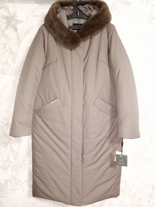 Продается женский пуховик