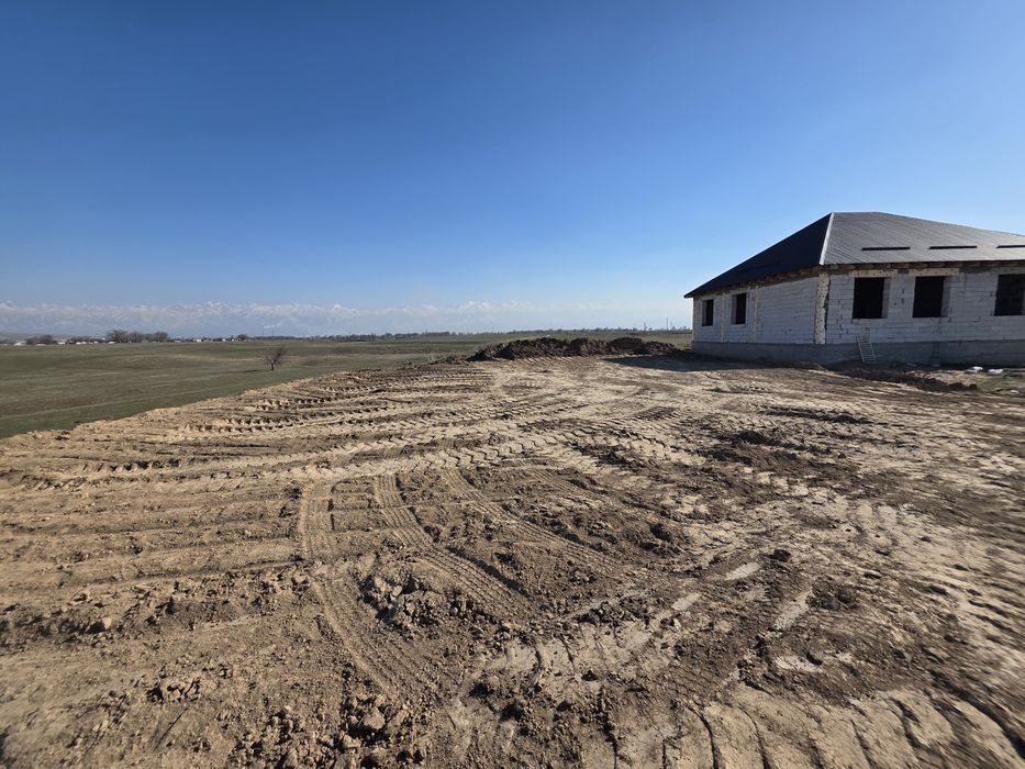 Участок 5 соток ровный