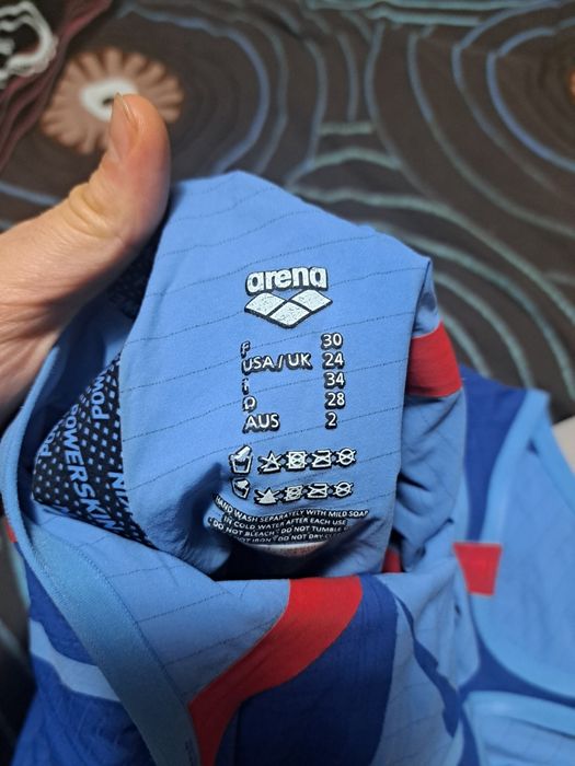 Състезателен бански-Arena Carbon CORE FX